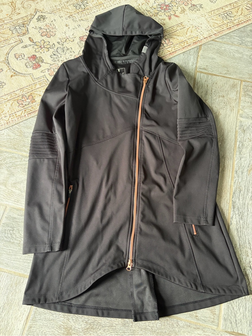 Mondetta Asymmetrical Zip Jacket hooded small rain long